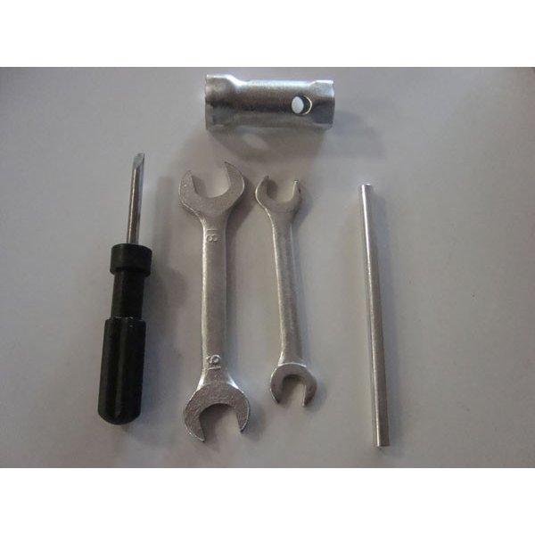 TROUSSE A OUTILS