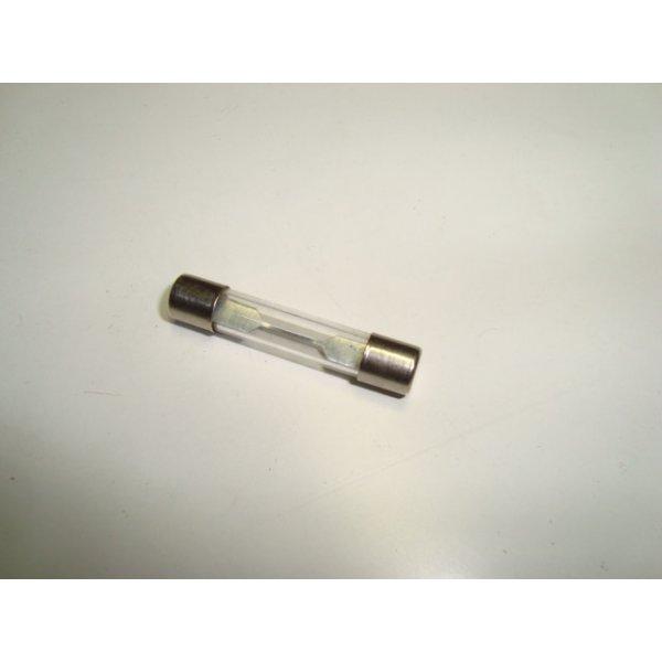 FUSIBLE