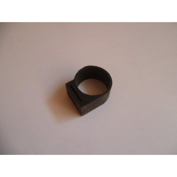 CAOUTCHOUC DE FILTRE A ESSENCE