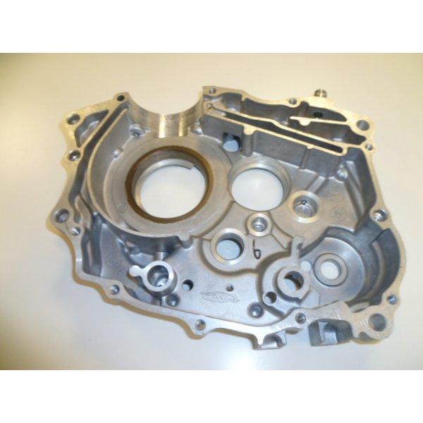 CARTER MOTEUR DROIT