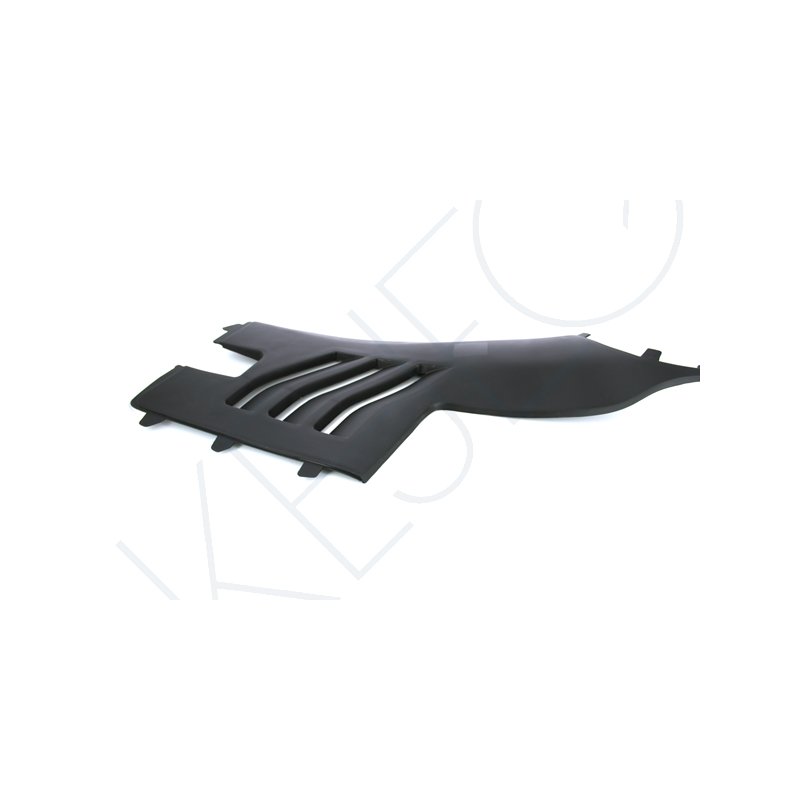 Cache lateral droit