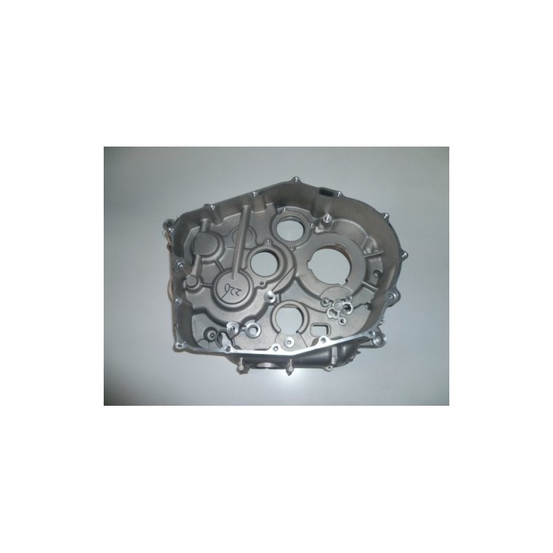 CARTER MOTEUR DROIT 400 SPORT